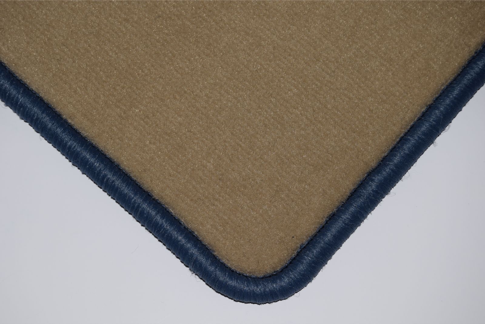 Fits Alfa Romeo GTV 1996-2005 Hitech Beige Luxury Tailored Car Mats - Picture 14 of 18