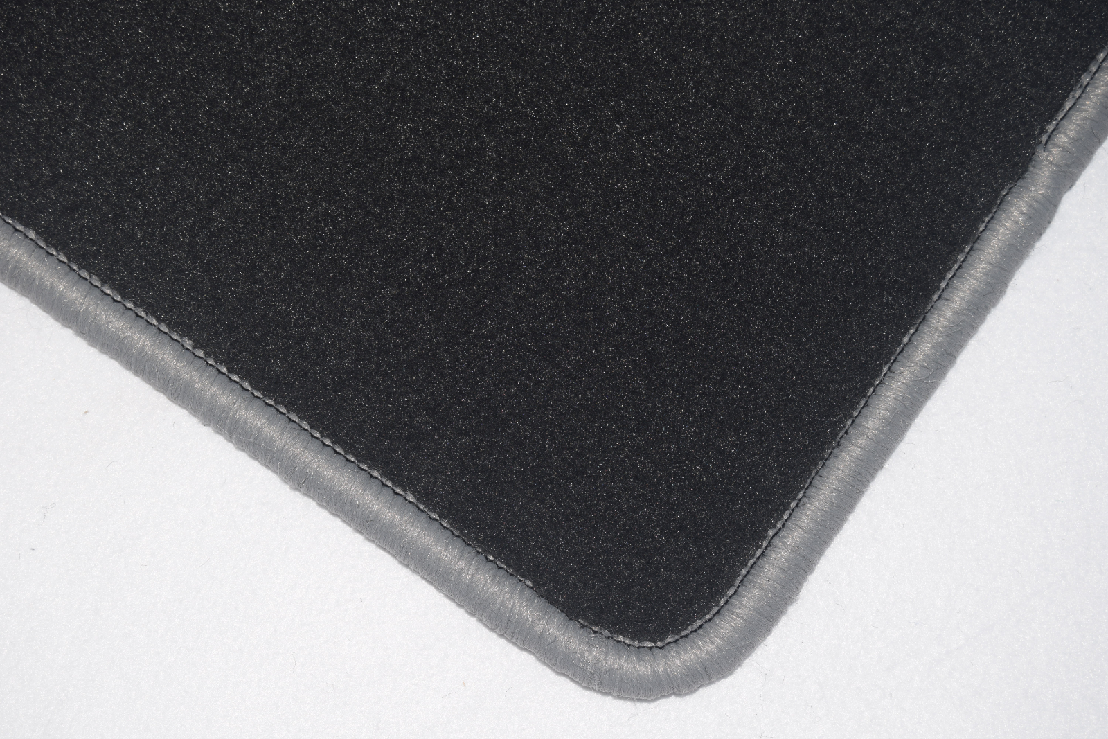Fits TVR 3000M 1972-1979 Hitech Dark Grey Premium Tailored Carpet Car Mats - Picture 12 of 18