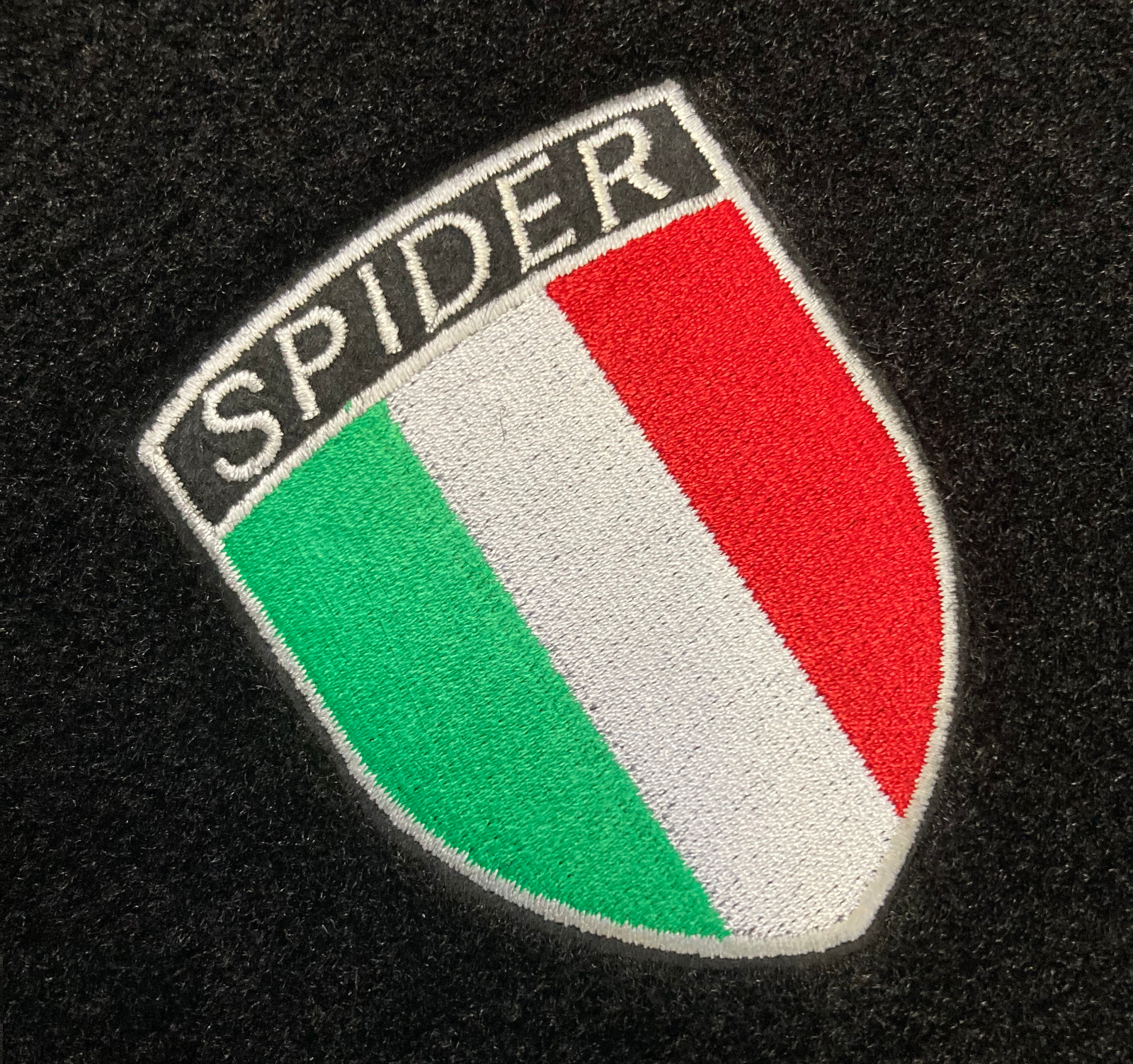 Fits Alfa Romeo Spider 1996-2005 Tailored Car Mats Quadrifoglio Italian Badge - Picture 10 of 10