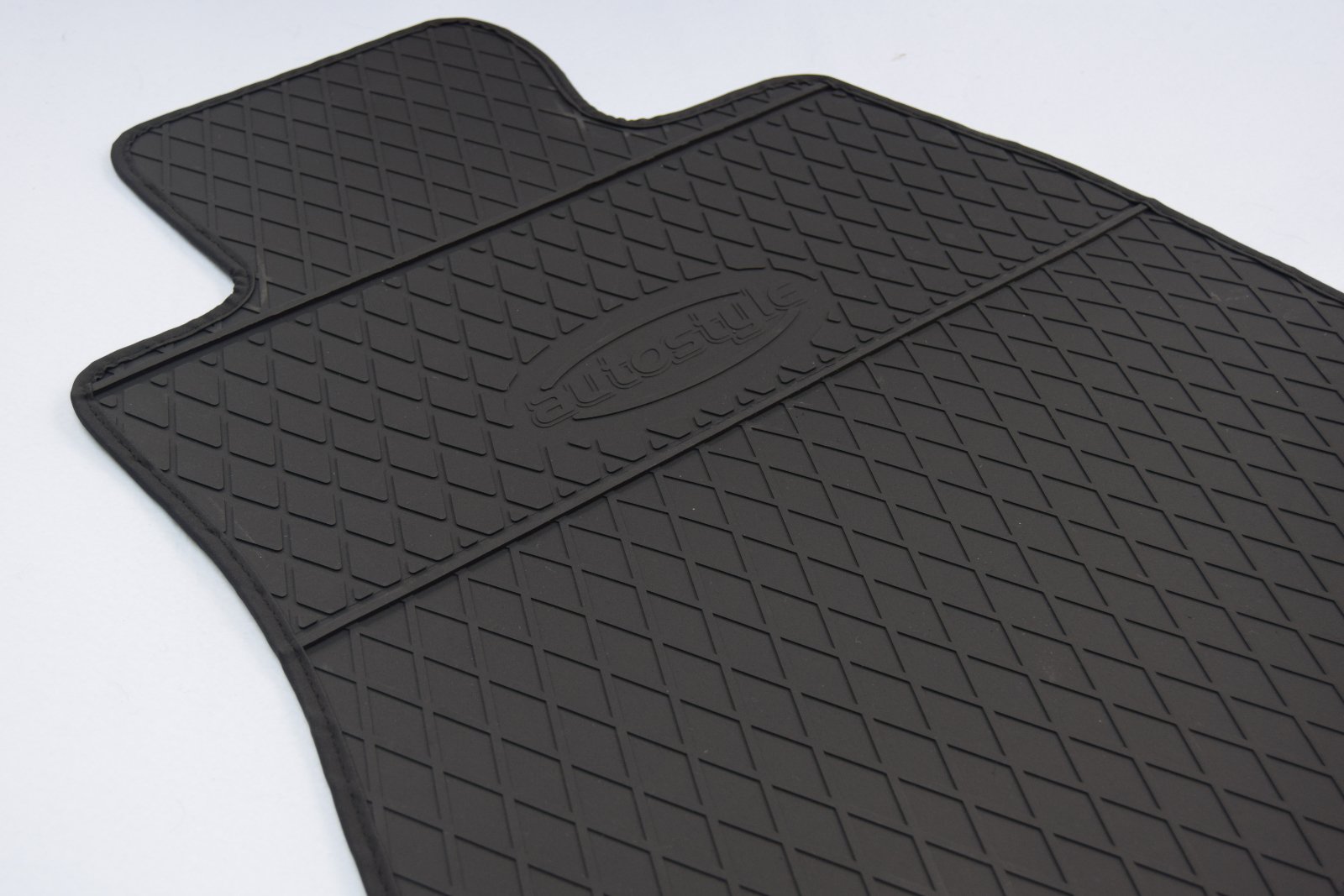 Car Mats to fit Peugeot 308 HB (2014-2021) Black Carpet with Black