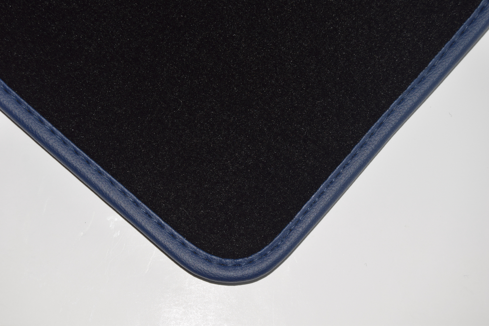 Fits Renault Twingo 2 2007-2014 Luxury BLACK tailored boot mat Autostyle - Picture 17 of 26