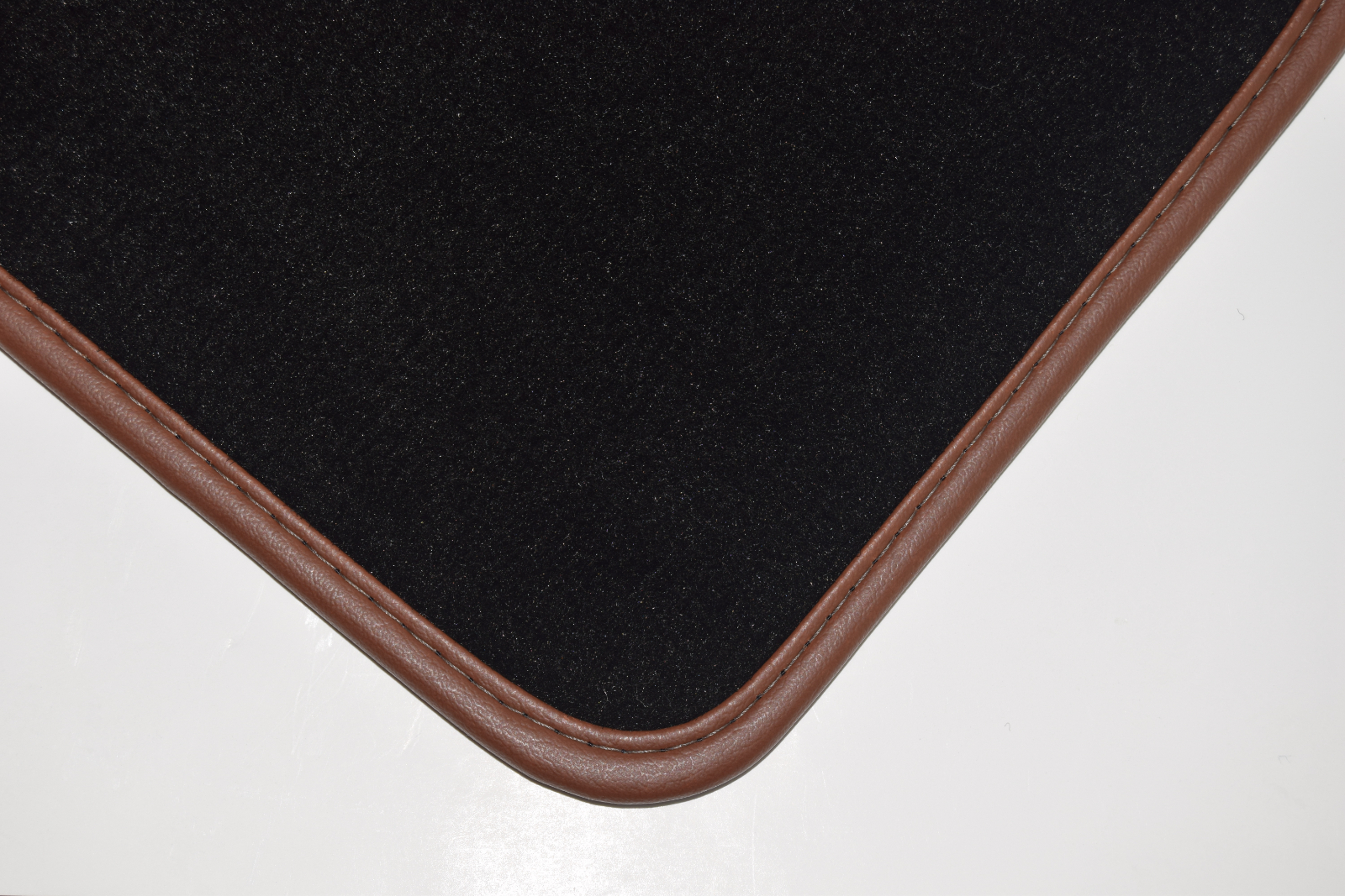 Fits Renault Twingo 2 2007-2014 Luxury BLACK tailored boot mat Autostyle - Picture 7 of 26
