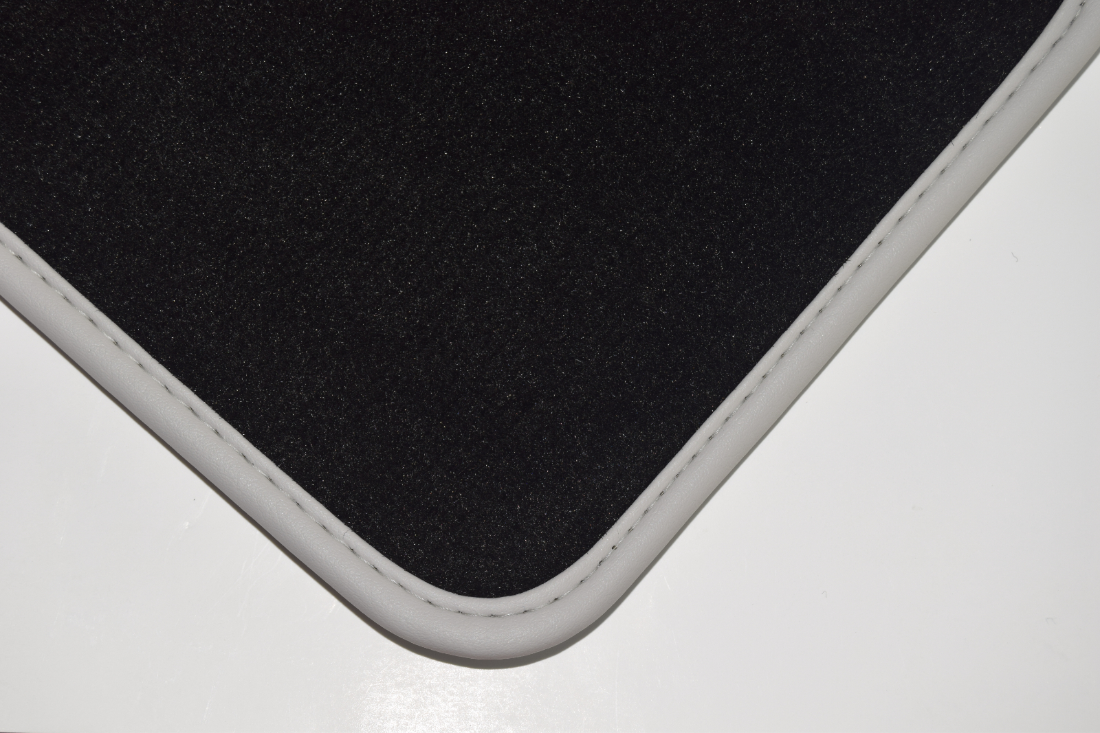 Fits Renault Twingo 2 2007-2014 Luxury BLACK tailored boot mat Autostyle - Picture 23 of 26