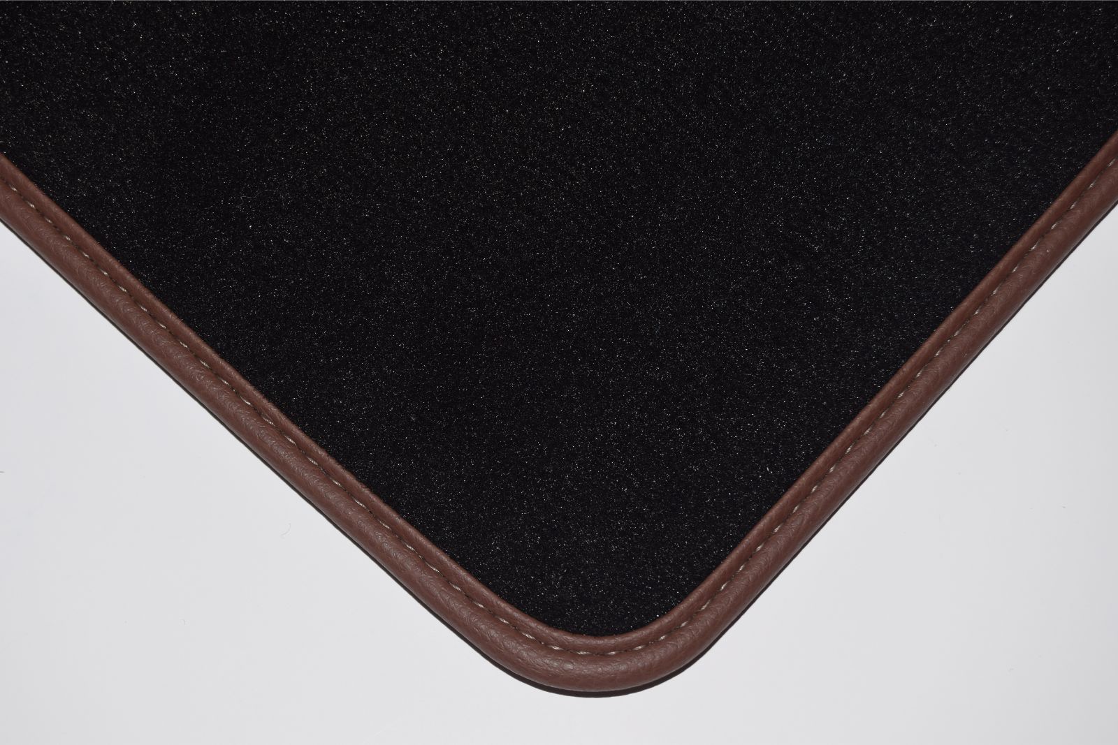 Fits Renault Twingo 2 2007-2014 Premier BLACK tailored boot mat Autostyle - Picture 7 of 26
