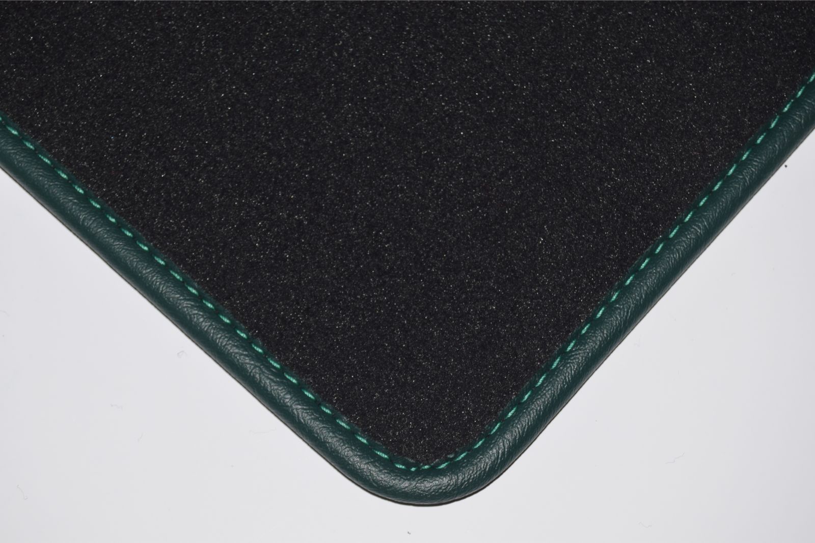 Fits Renault Twingo 2 2007-2014 Premier BLACK tailored boot mat Autostyle - Picture 9 of 26