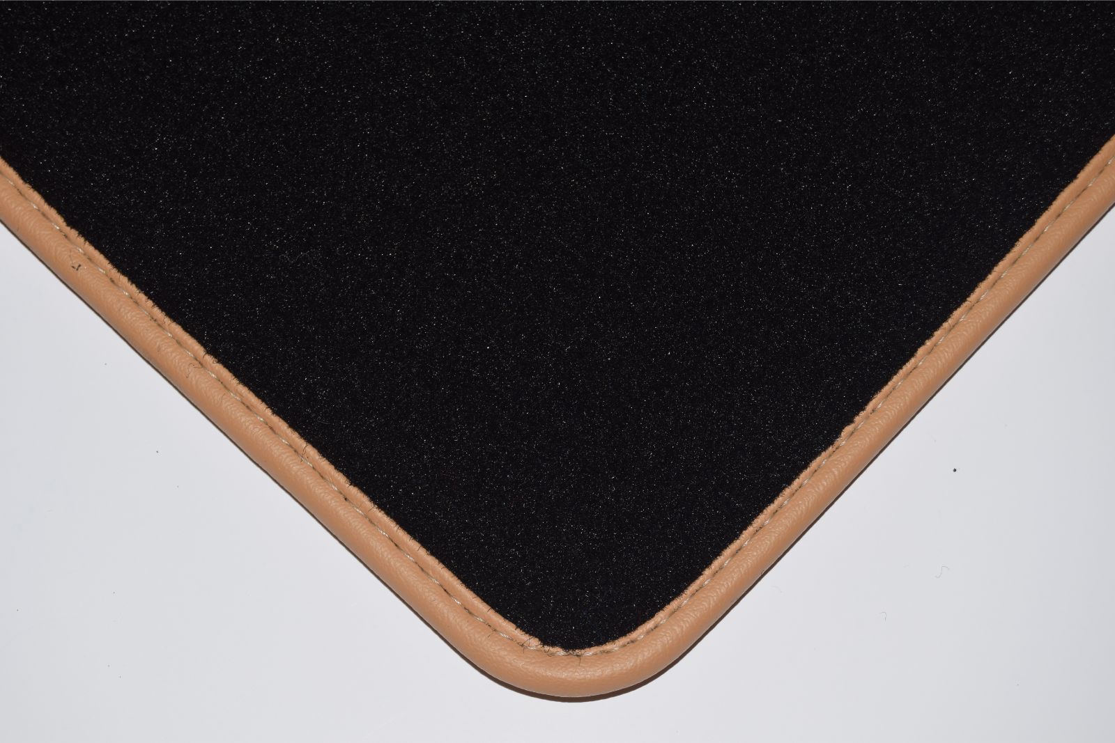 Fits Renault Twingo 2 2007-2014 Premier BLACK tailored boot mat Autostyle - Picture 5 of 26