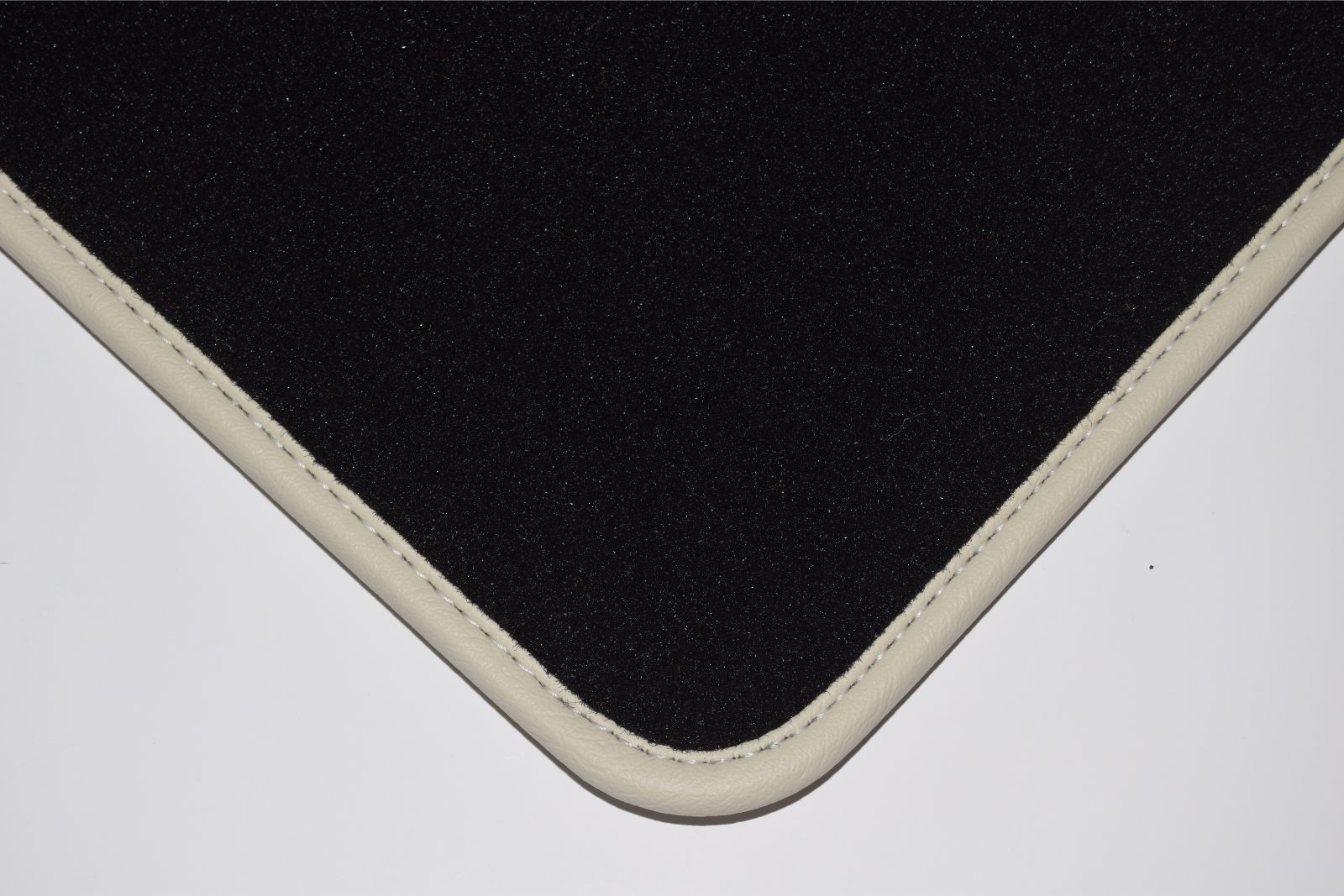 Fits Renault Twingo 2 2007-2014 Premier BLACK tailored boot mat Autostyle - Picture 14 of 26