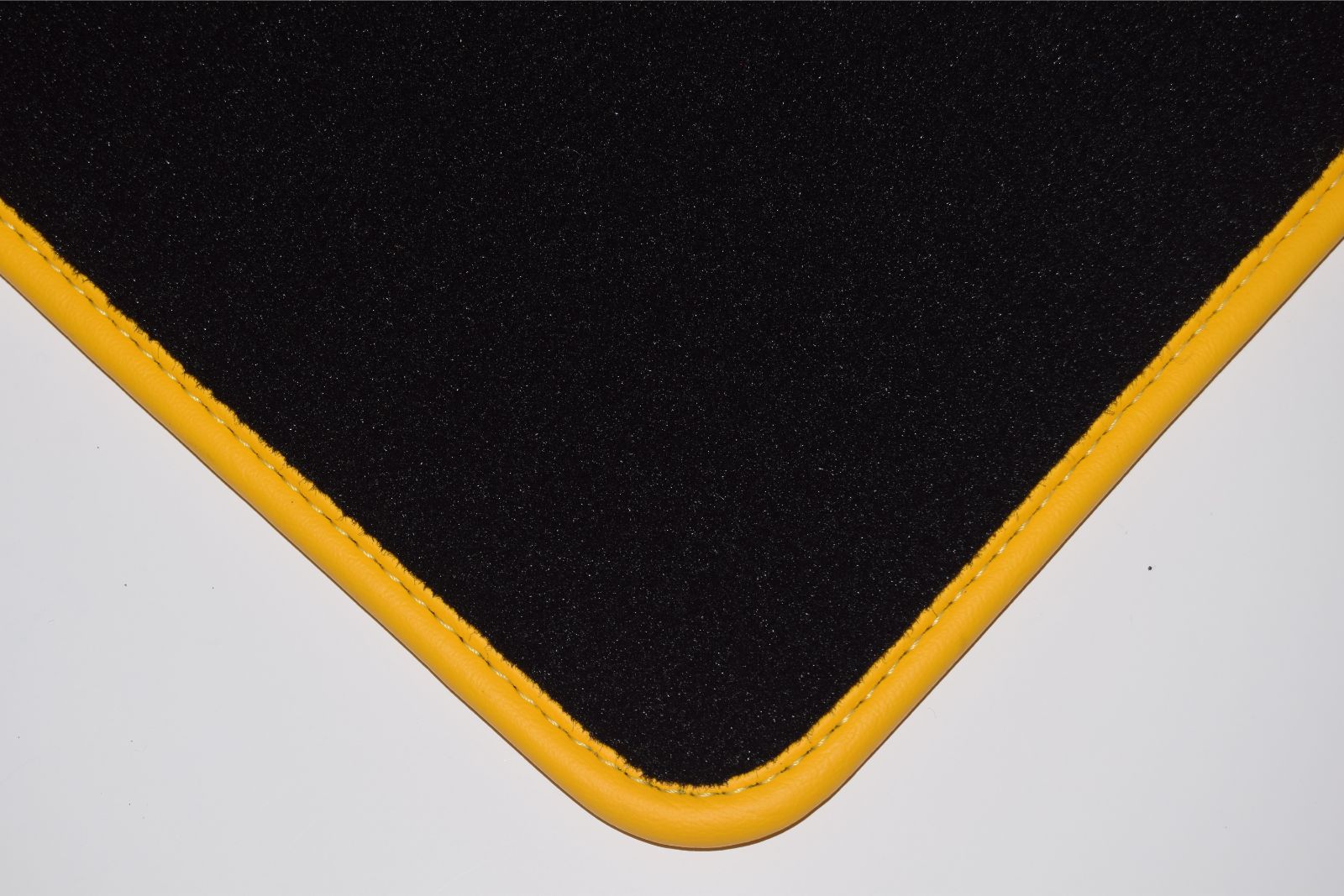 Fits Renault Twingo 2 2007-2014 Premier BLACK tailored boot mat Autostyle - Picture 26 of 26