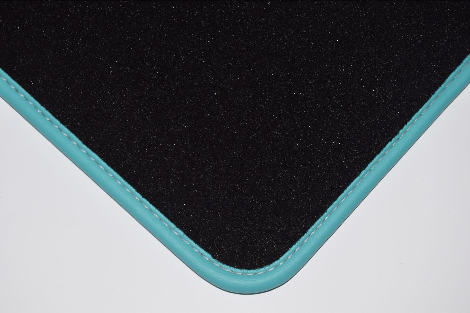 Fits Renault Twingo 2 2007-2014 Premier BLACK tailored boot mat Autostyle - Picture 24 of 26